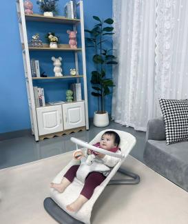 CR158 Baby swing, baby bouncer